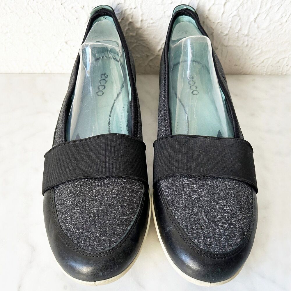 ECCO Women’s Slip-On Flats 9.5/41 Black Fabric Almond Toe Shoes